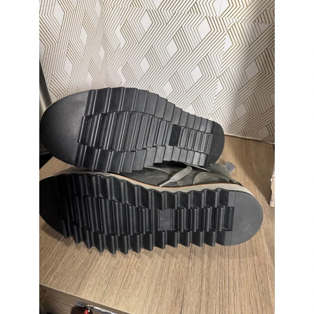 Territory Zion boots‎ Gray Leather Lace Up Ankle Boots Size WD 13 Rugged - Picture 11 of 14